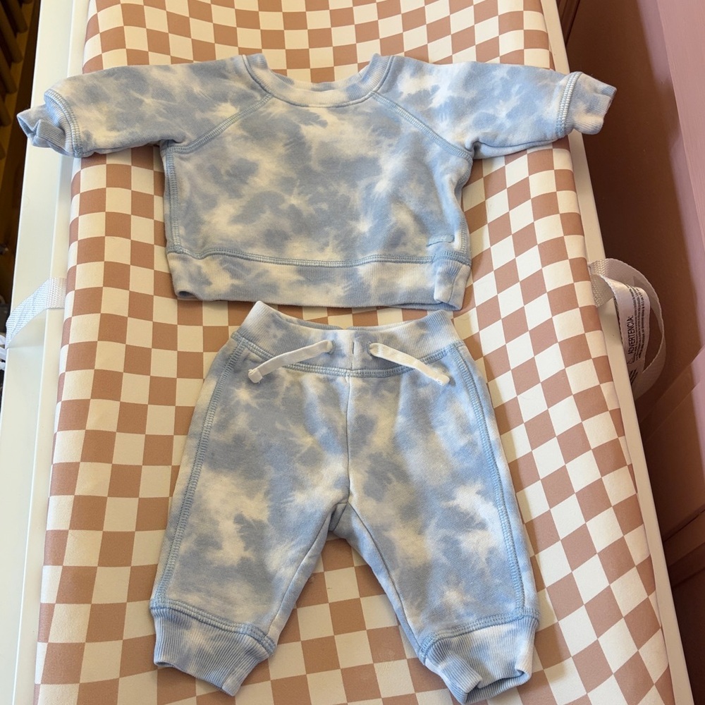 blue tie dye baby gap sweat set